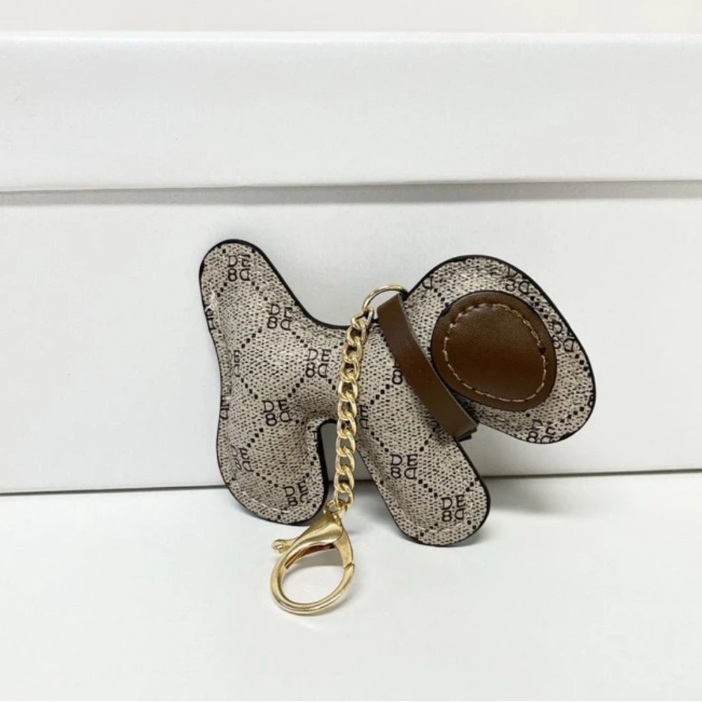 Brown Dog-Shaped Bag Charm Accessory NWT - Picture 3 of 6